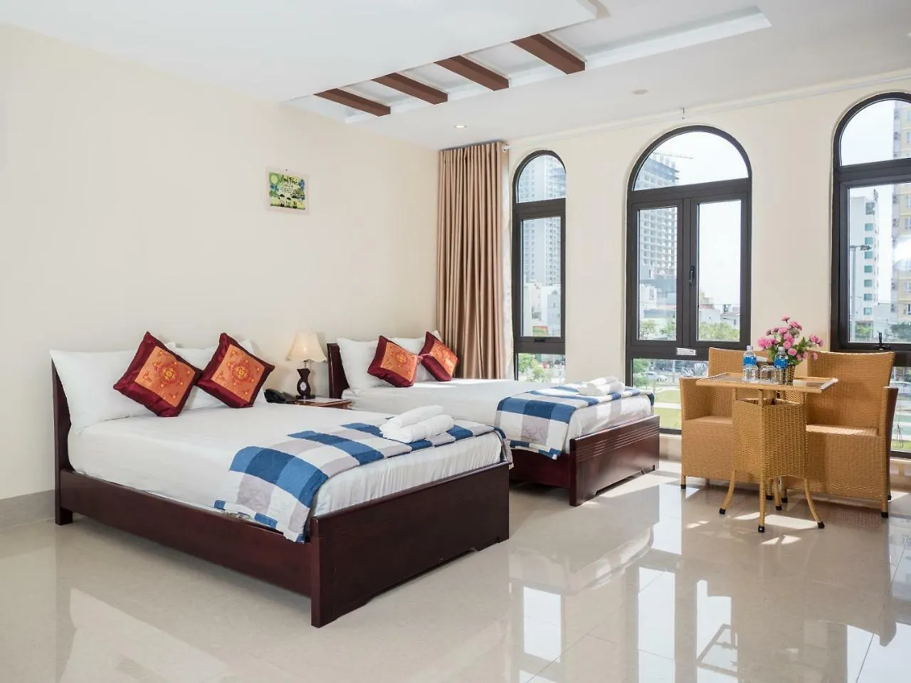 **  Johnny Hotel Danang Vietnam