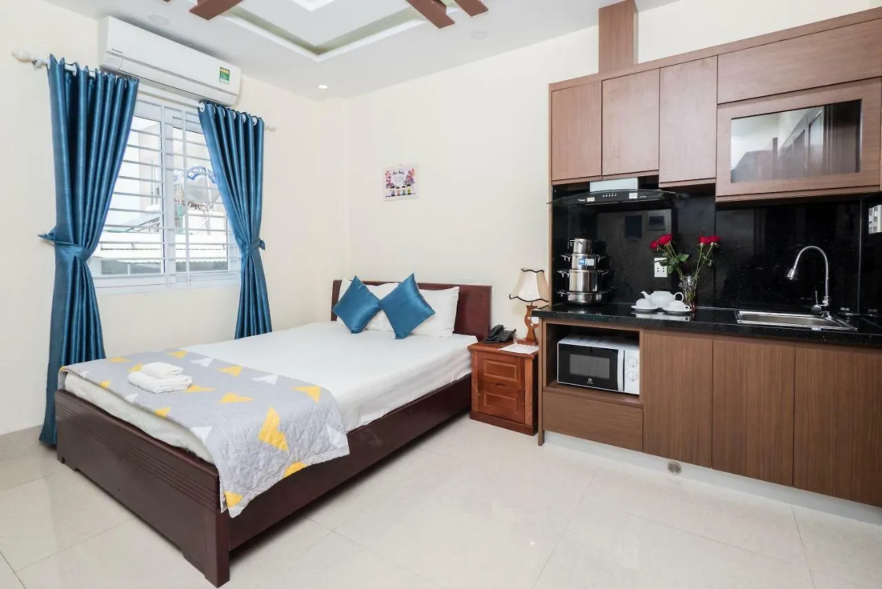 **  Johnny Hotel Danang Vietnam