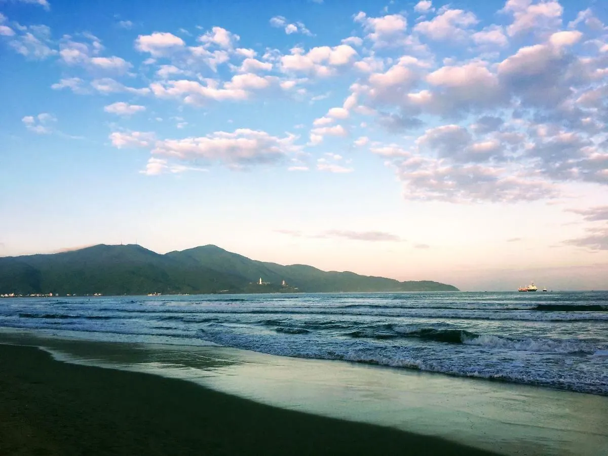 Johnny Hotel Danang 2*, Da Nang Vietnam